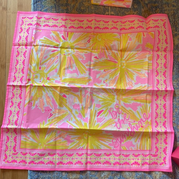 Lilly Pulitzer Printed Square Scarf Pink & Yellow Multi Be The Sunshine GWP NEW - Picture 8 of 9